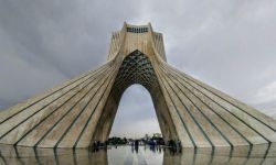 إيران تضع العراق ضمن أولوياتها في جذب السائحين الأجانب